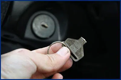 Advantage Locksmith Store Milwaukee, WI 414-973-1735 - 13-key-broke
